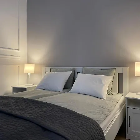 Apartment Tema