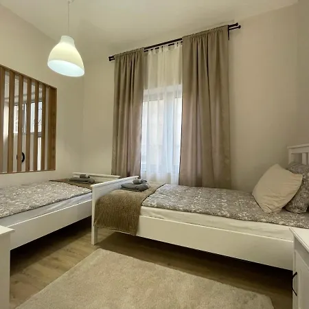 Apartment Tema