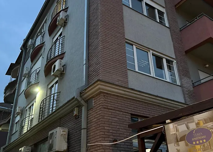Tema アパート